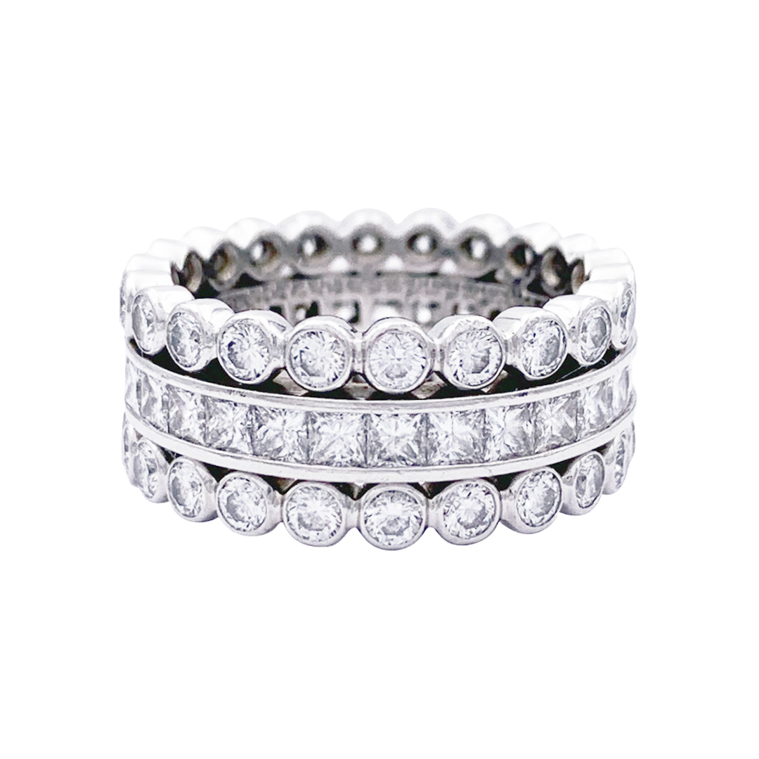 Anillo Cartier, platino, diamantes.