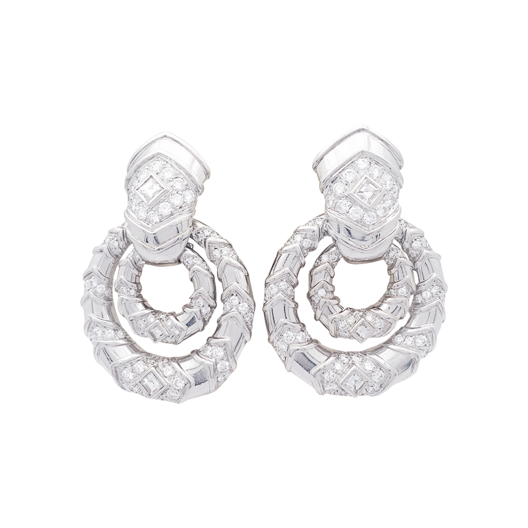Boucles d’oreilles Repossi en or blanc, diamants.