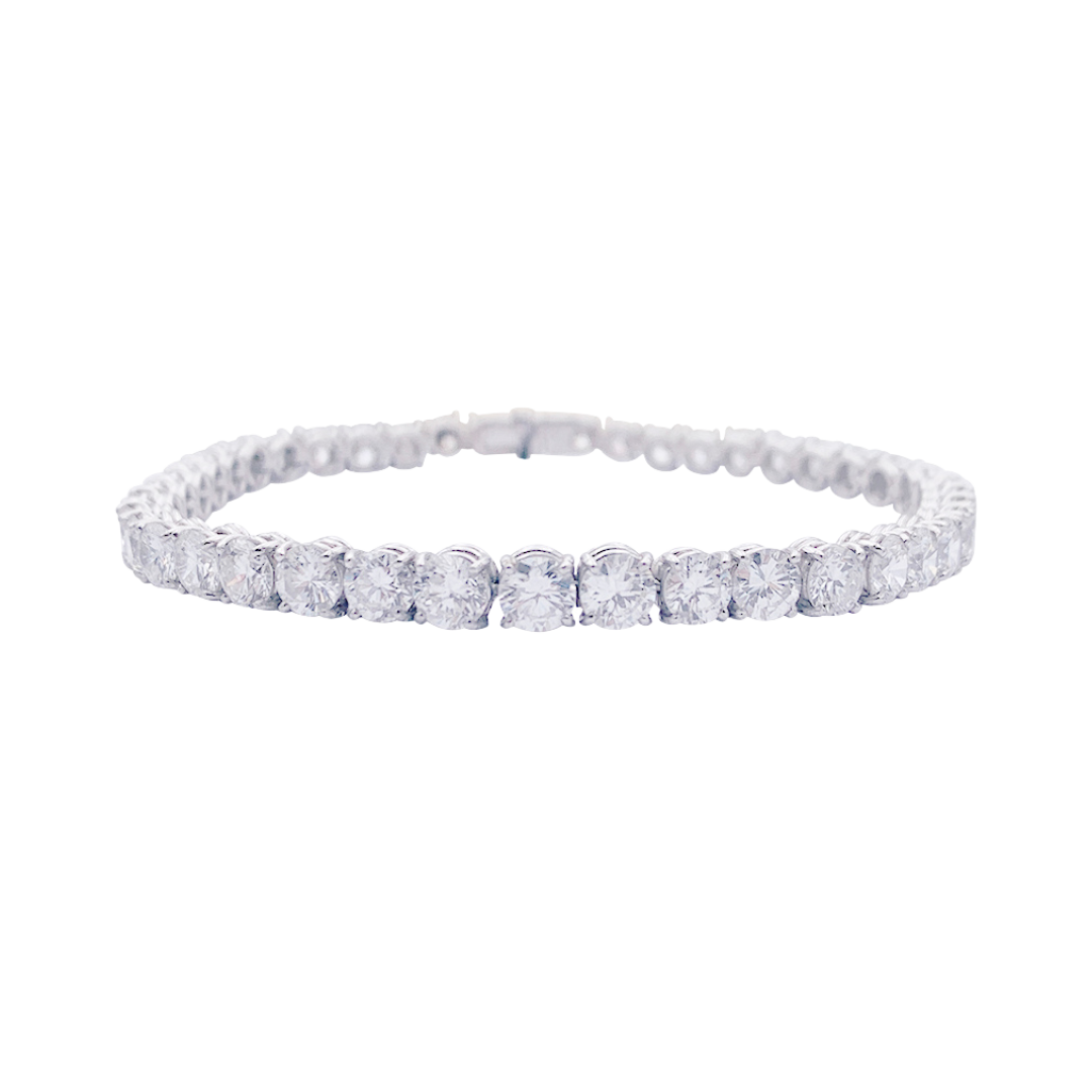 Pulsera de oro blanco y diamantes.