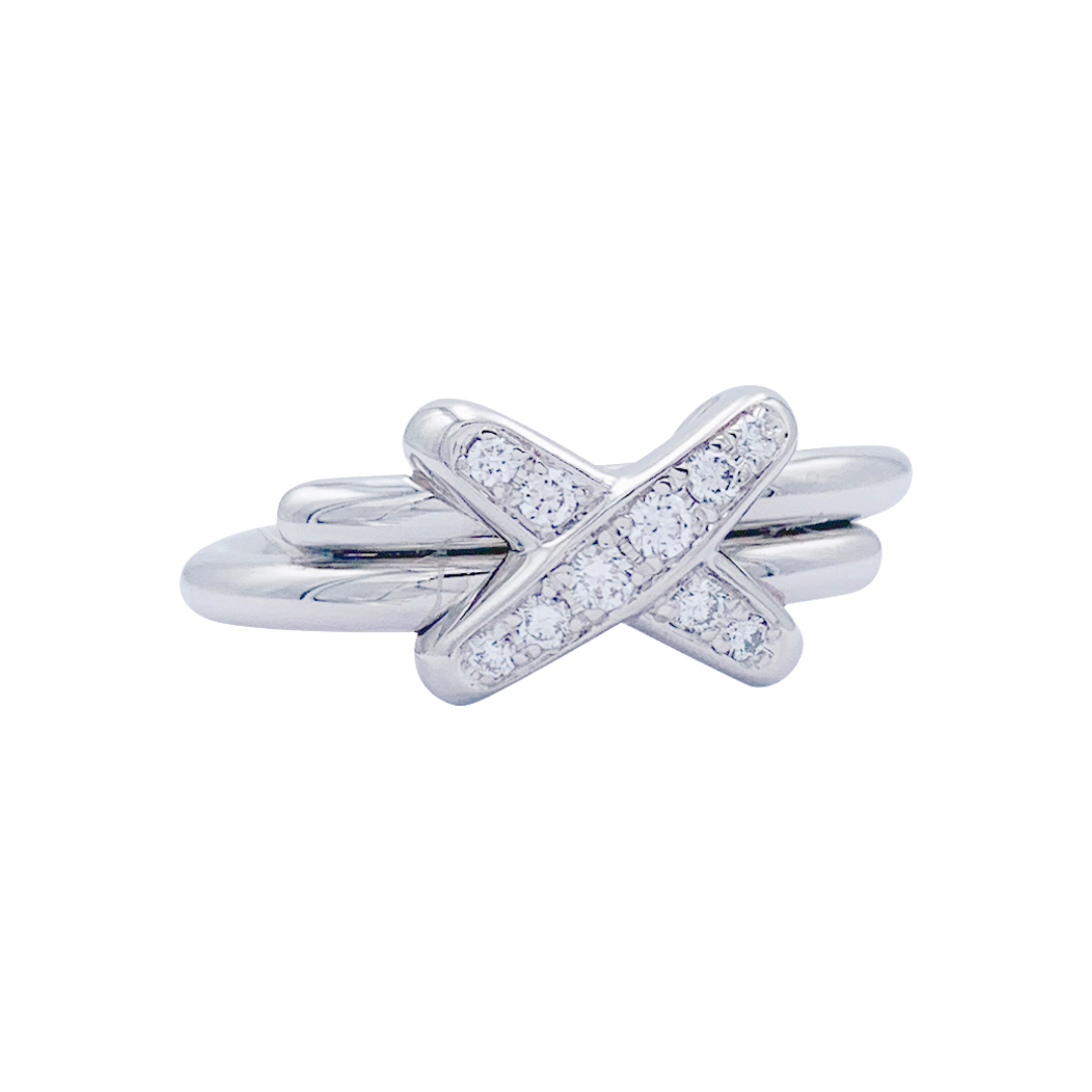 Bague Chaumet, "Jeux de Liens", or blanc, diamants.