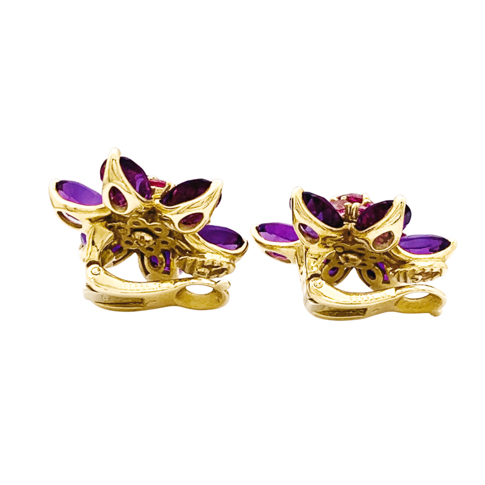 Boucles d'oreilles Van Cleef & Arpels, "Fleurs d'Hawaï", or jaune, améthyste, saphirs roses. 5