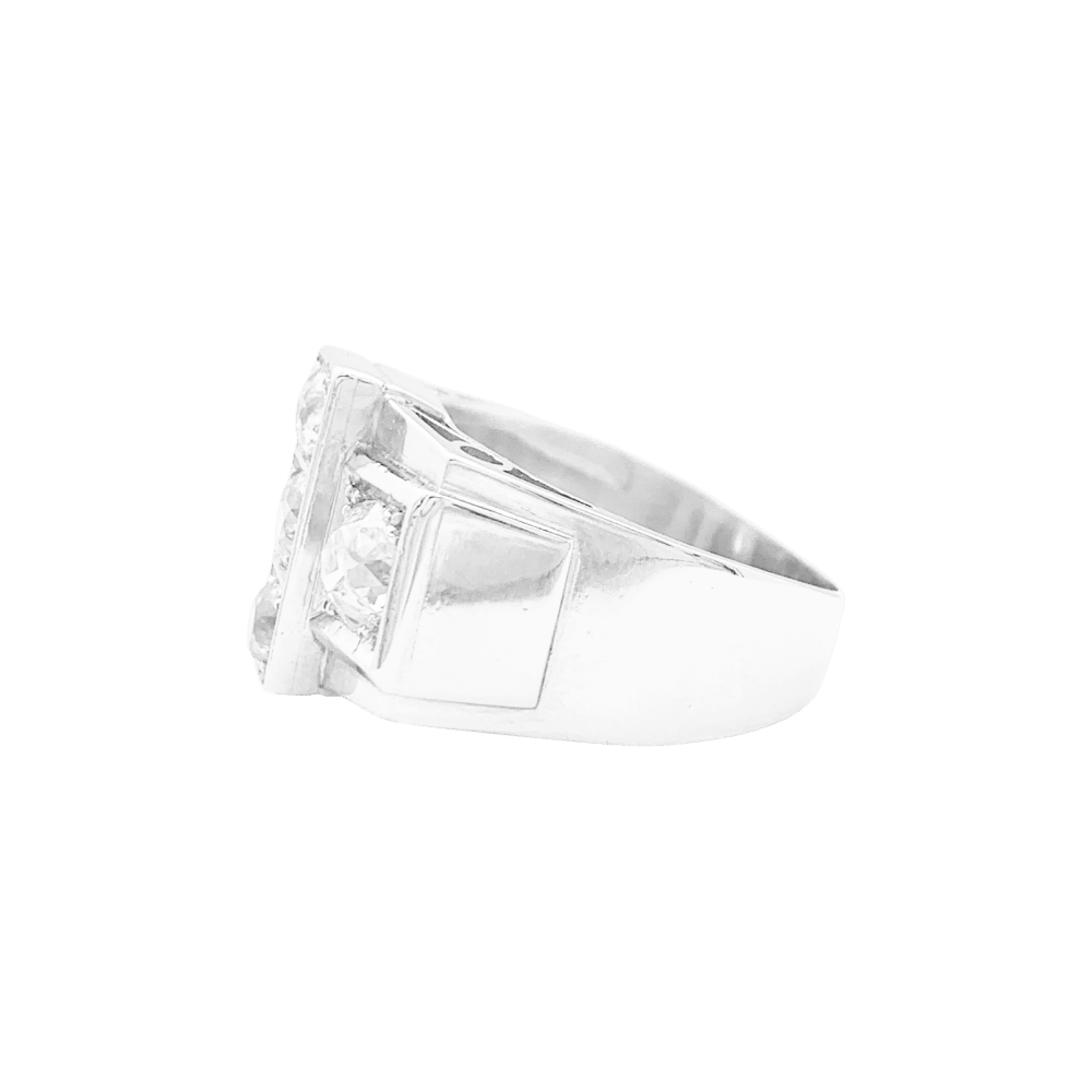Bague "Tank", platine et diamants.  2