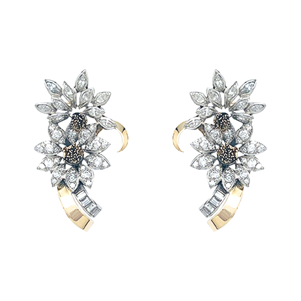 Boucles d'oreilles, "Edelweiss", en or jaune, platine et diamants. 11