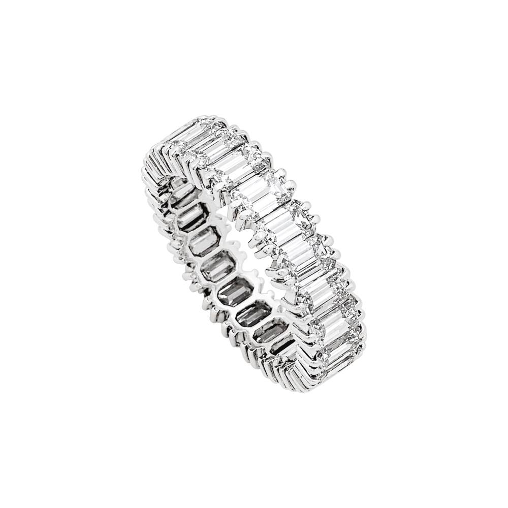 Bague alliance tour complet, platine et diamants taille émeraude. 2