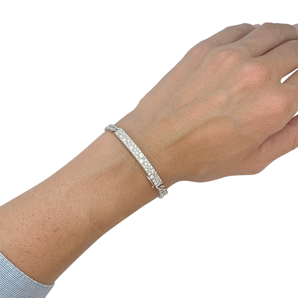Bracelet Dior, "Gourmette", or blanc, diamants. 5