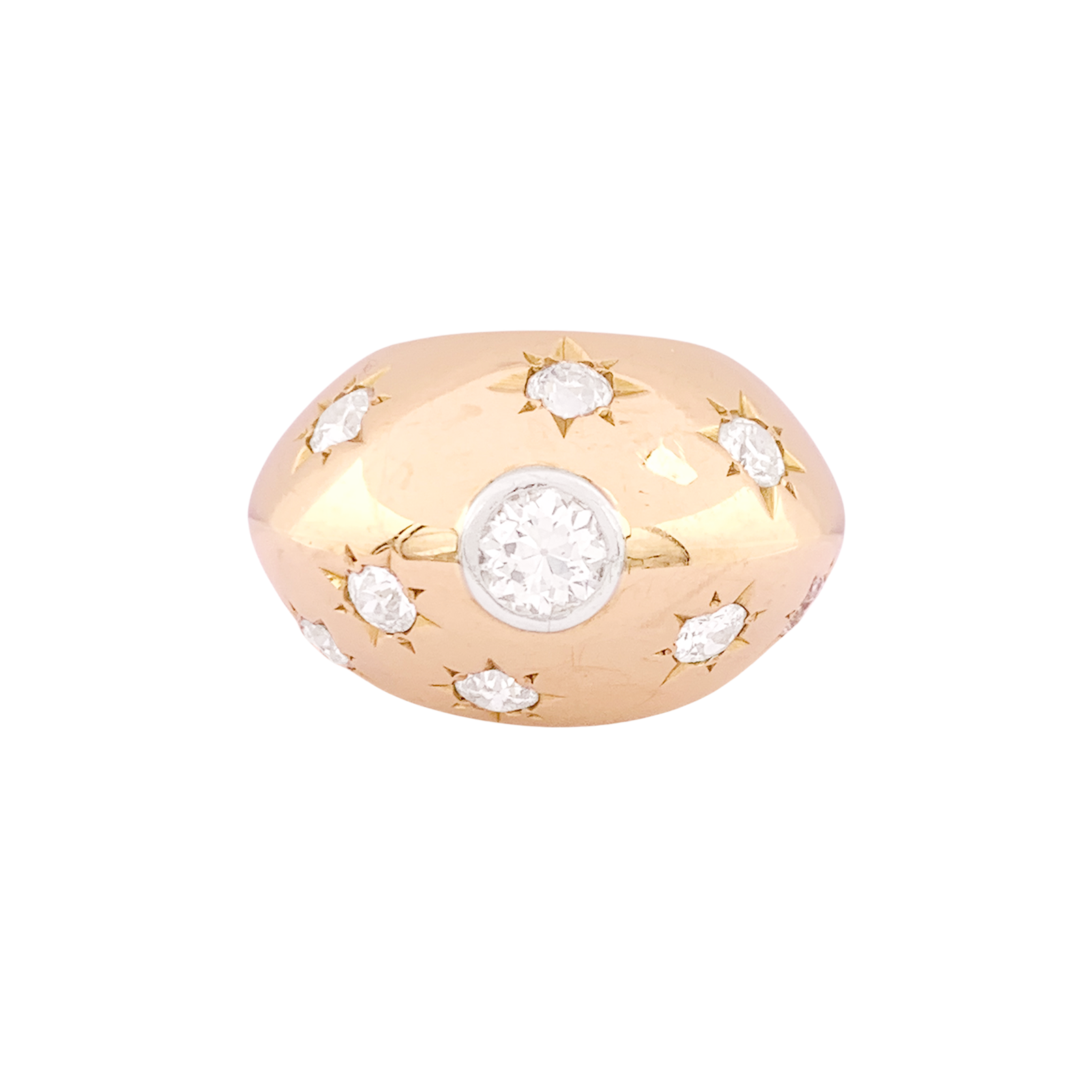 Bague bombée or rose et diamants. 1