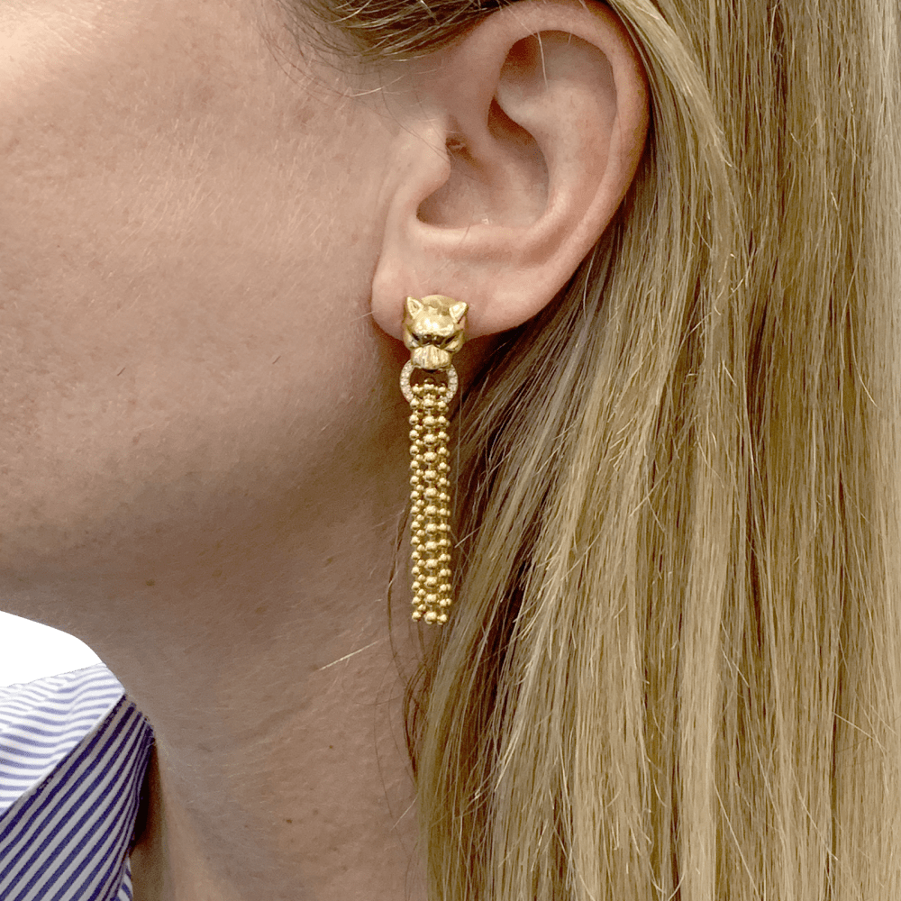 Boucles d'oreilles CARTIER, "Panthère de Cartier", or jaune, diamants, tsavorites et onyx. 5