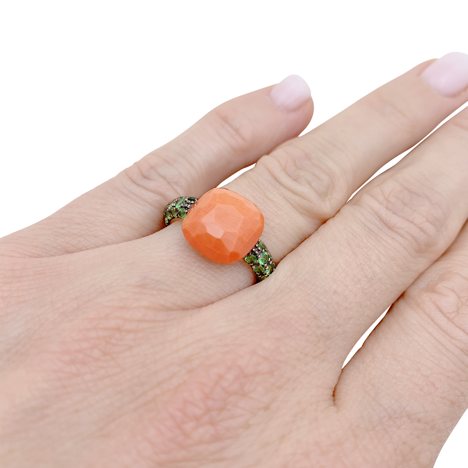 Bague Pomellato "Capri" en or rose, corail et tsavorites. 5
