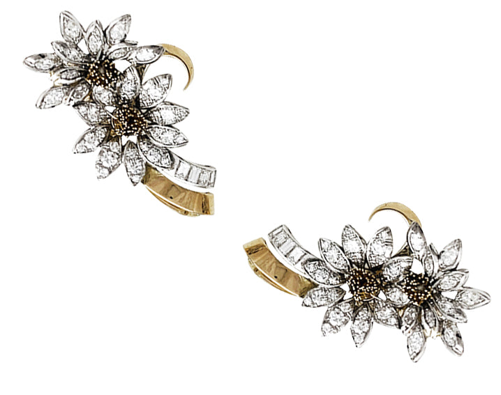 Boucles d'oreilles, "Edelweiss", en or jaune, platine et diamants. 9