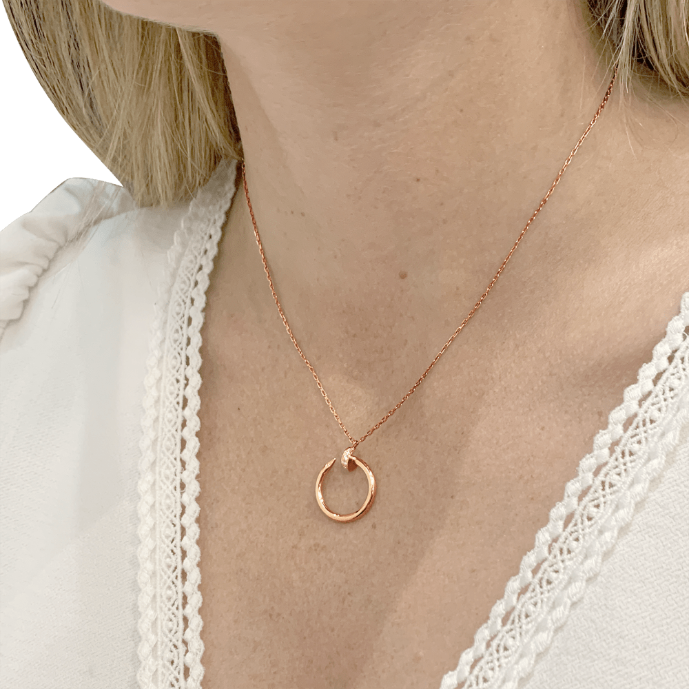 Collier Cartier, "Juste un Clou", or rose et diamants. 6