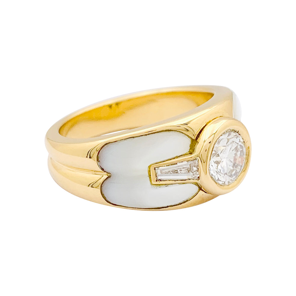 Bague Mauboussin "Nadia" or jaune, diamant, nacre. 4