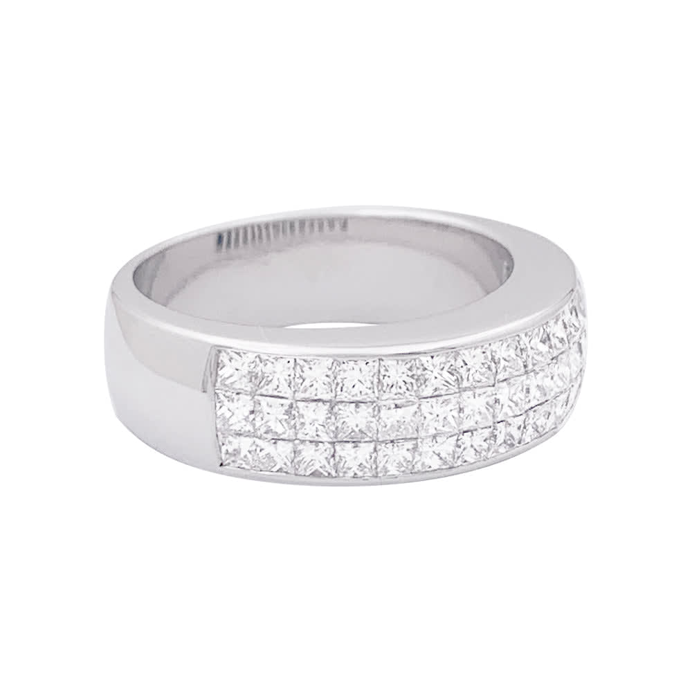 Bague pavage or blanc, diamants princesse. 5
