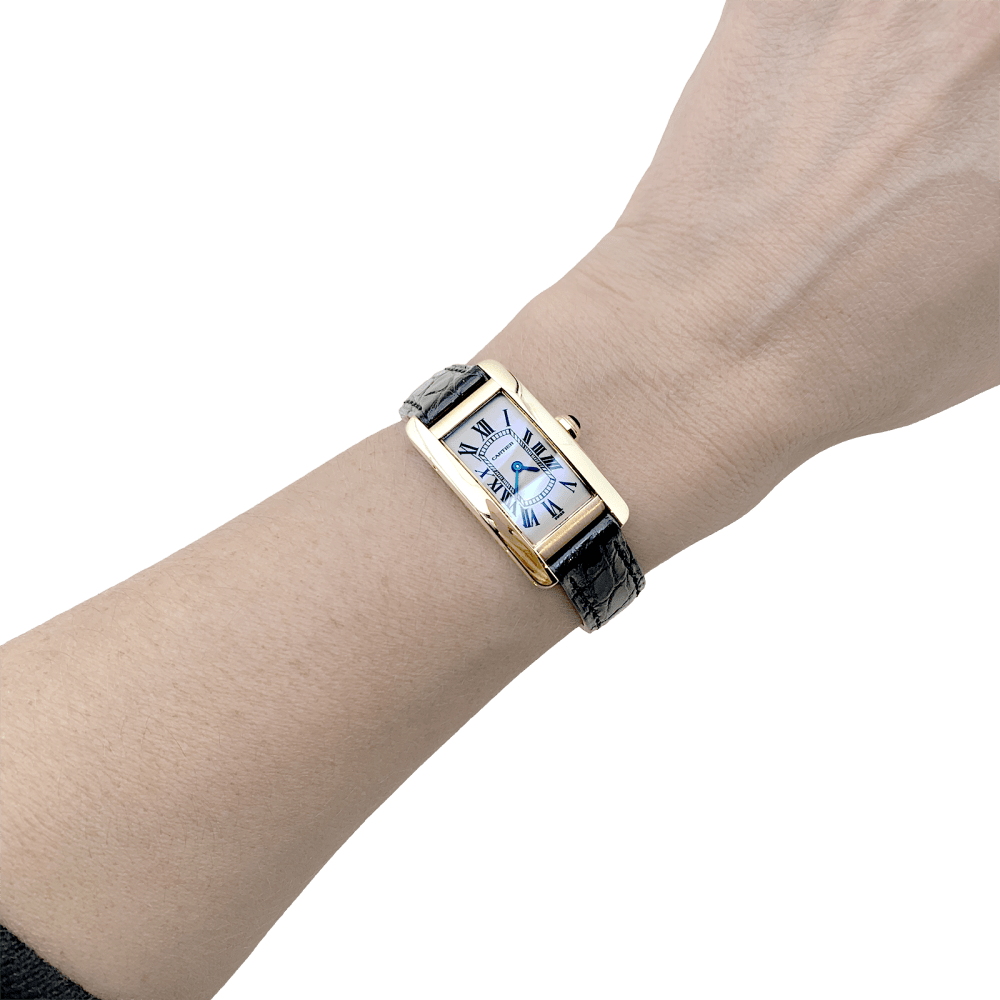 Montre Cartier, « Tank Américaine », or jaune, cuir 5