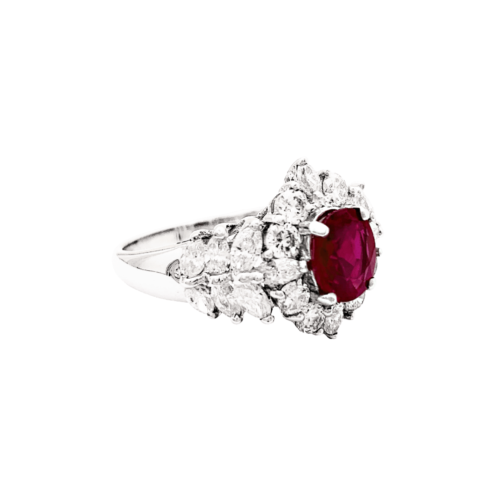 Bague or blanc, rubis et diamants. 4