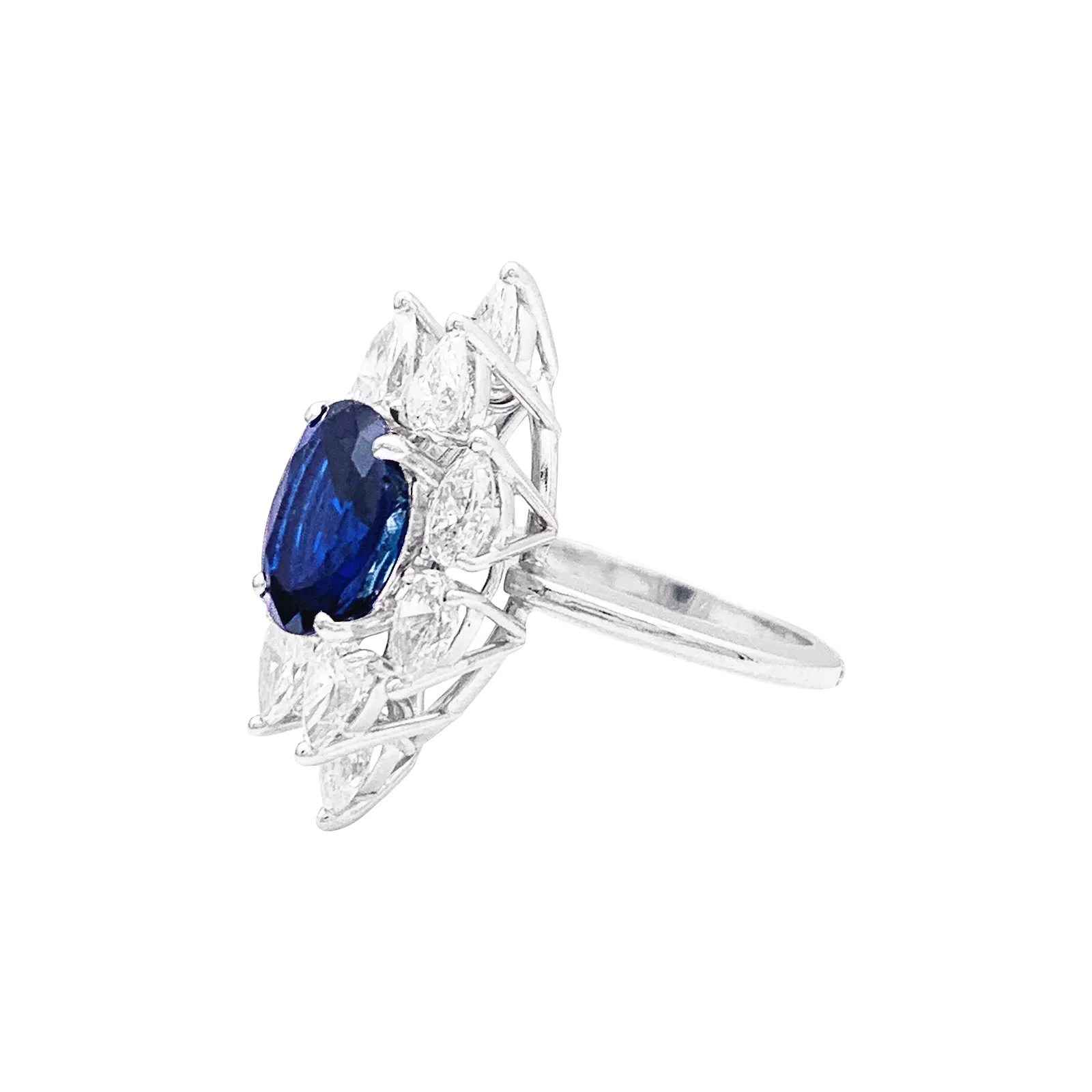 Bague navette or blanc, saphir et diamants 2
