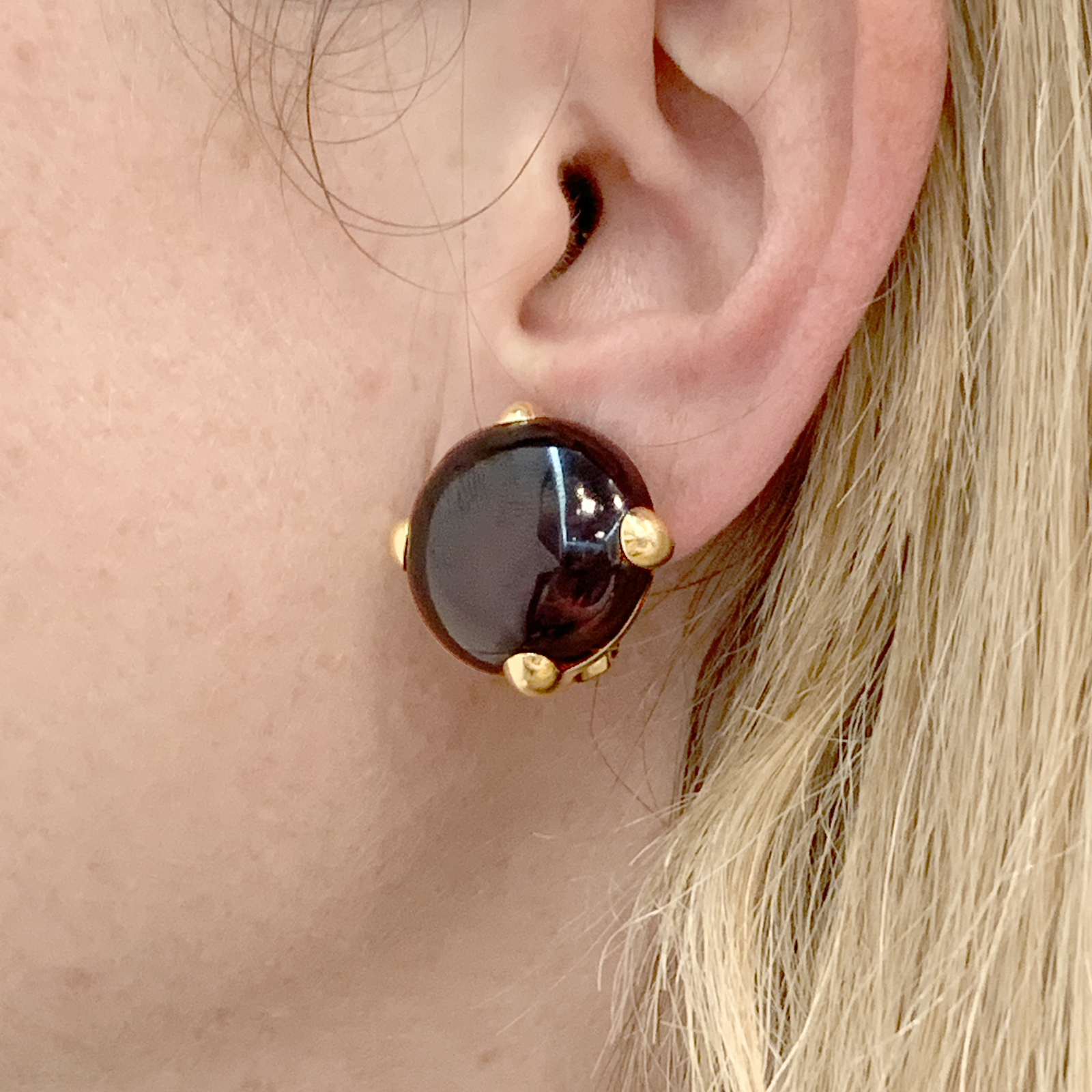 Boucles d'oreilles Pomellato, "Griffe", grenat, or jaune. 6