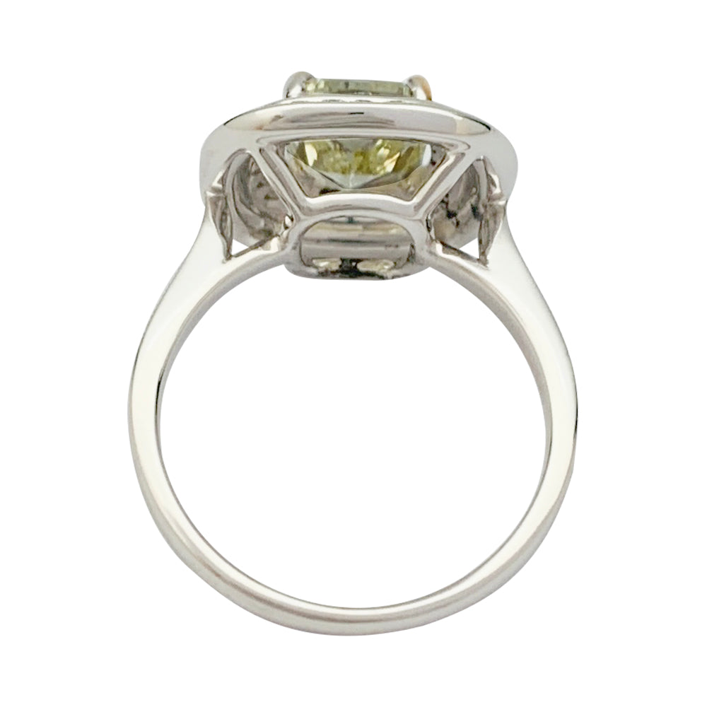 Bague or blanc, diamants et d'un diamant jaune de 2 carats 2