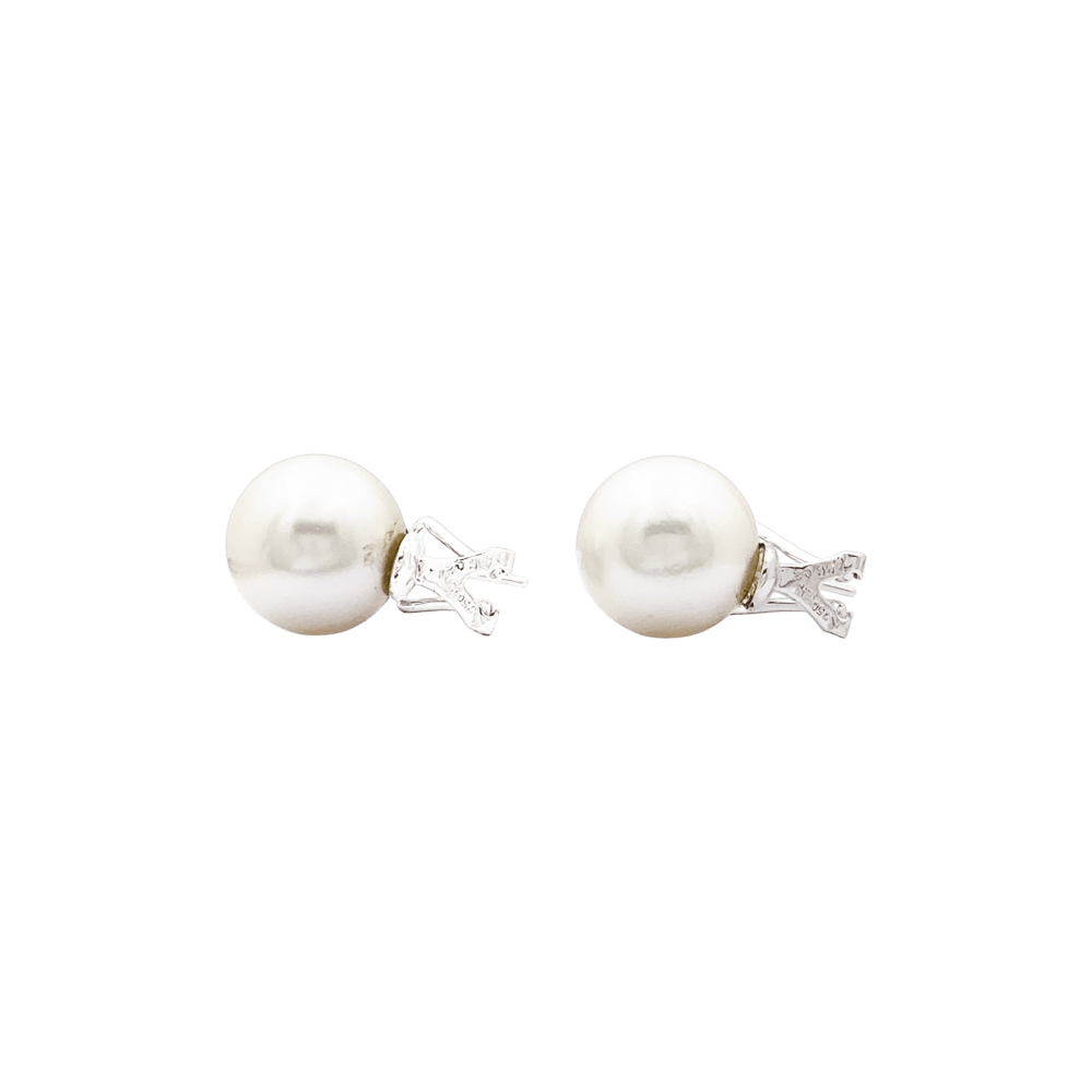 Boucles d'oreilles perles et diamants. 4