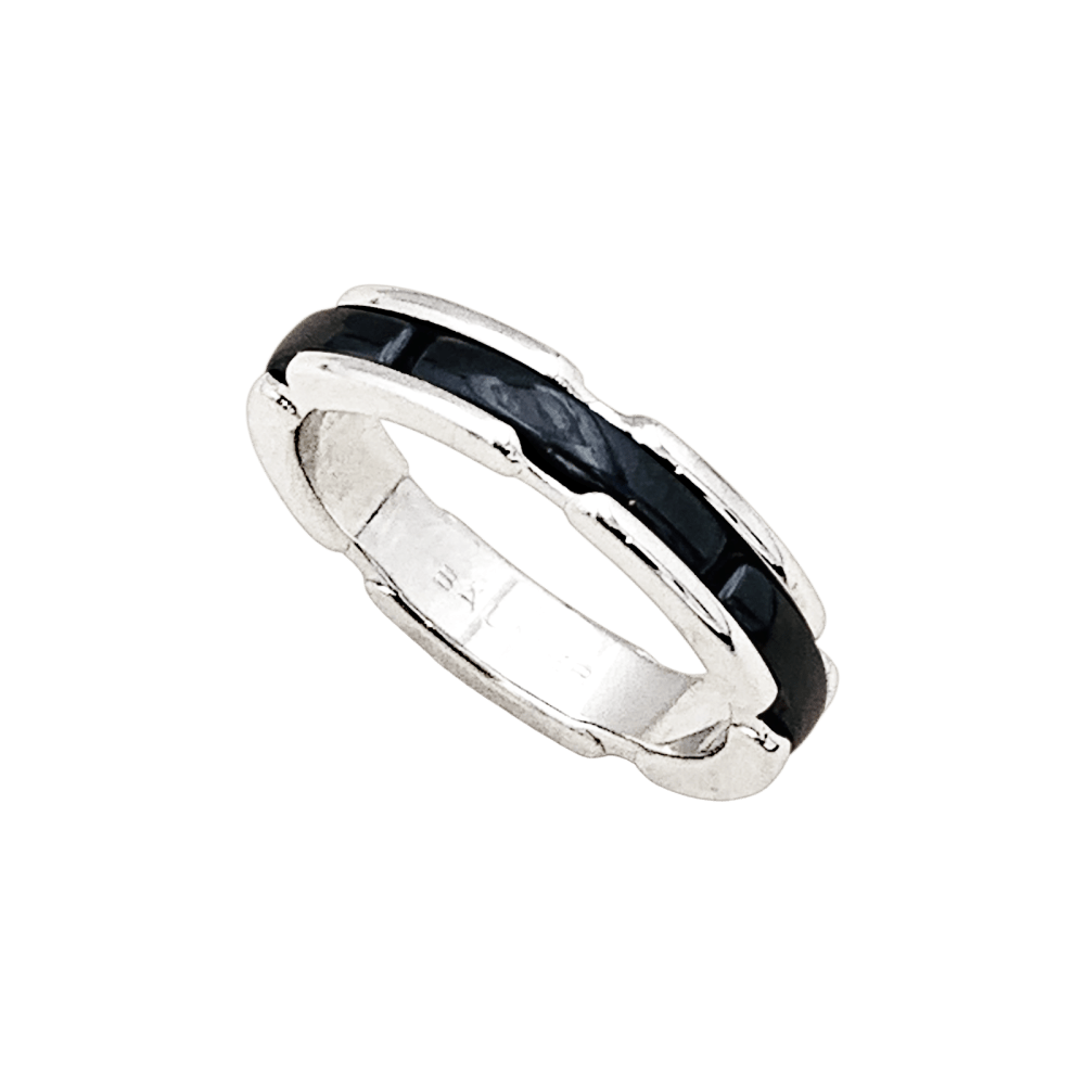 Bague Chanel, "Ultra", or blanc, céramique noire. 4