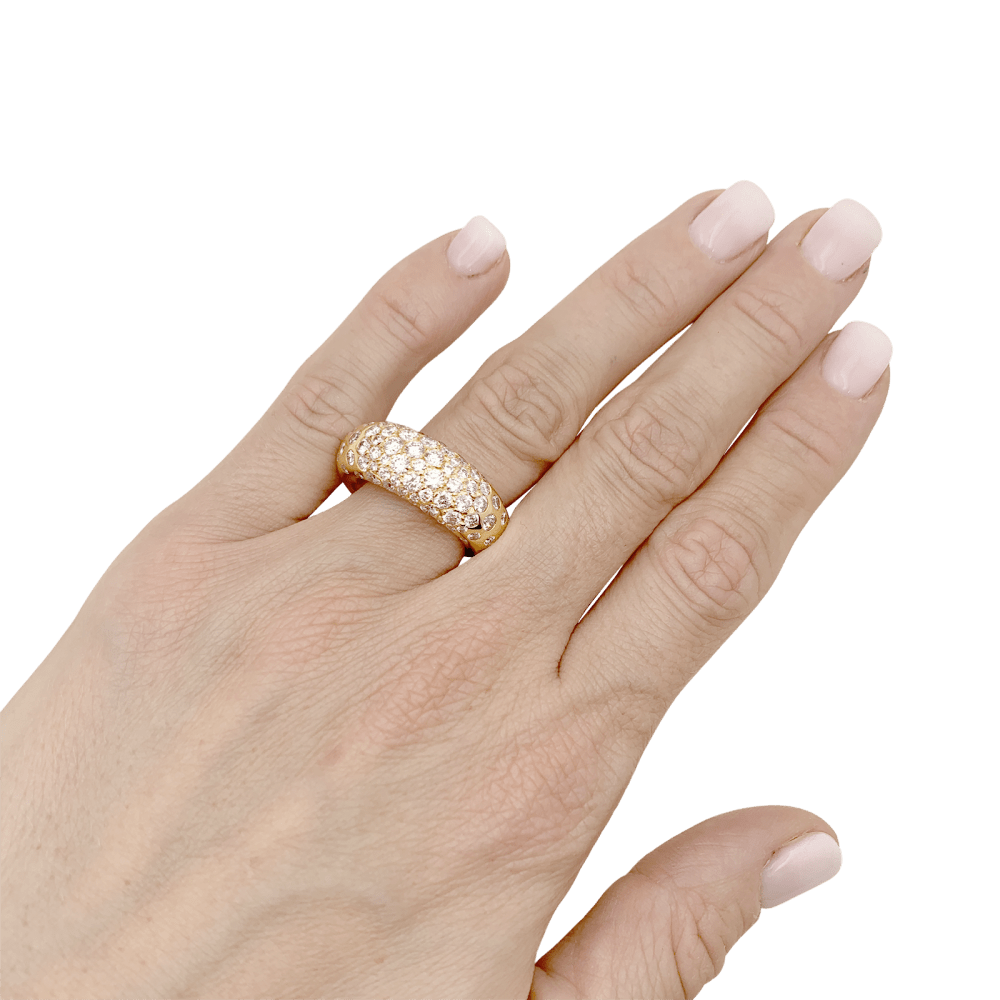 Bague Chaumet, "Grains de Caviar", or jaune et diamants. 7