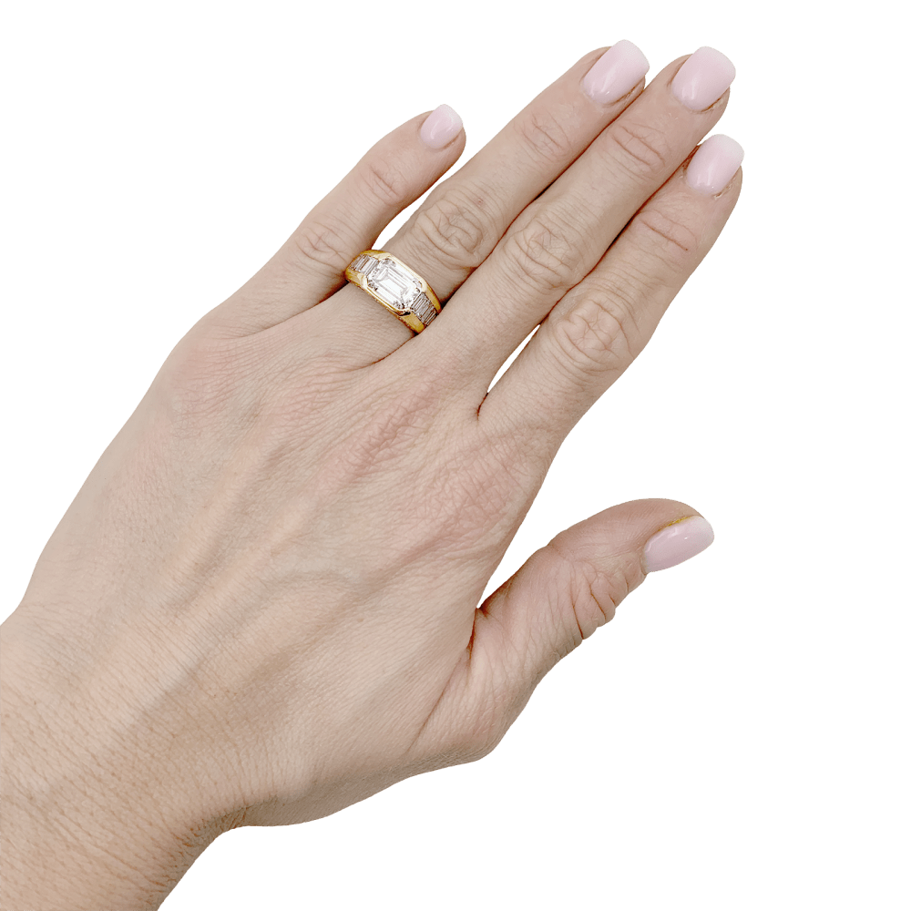 Bague O.J. Perrin, or jaune et diamants. 6