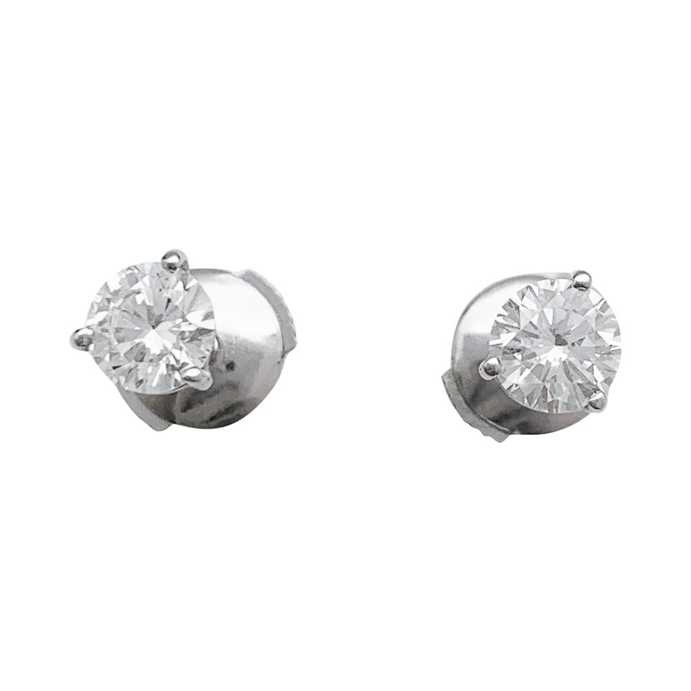 Puces d'oreilles en or blanc, diamants. 1
