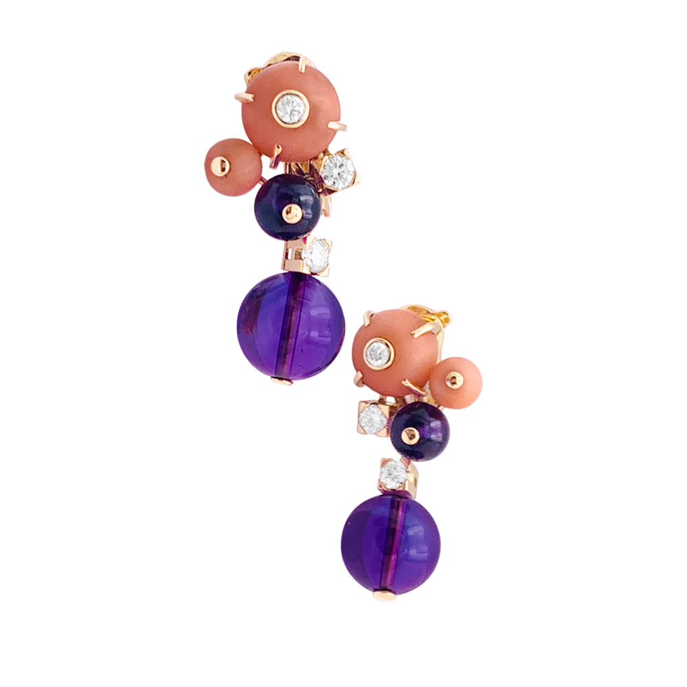 Boucles d'oreilles Cartier "Délices de Goa" en or rose, améthystes, diamants et corail. 4