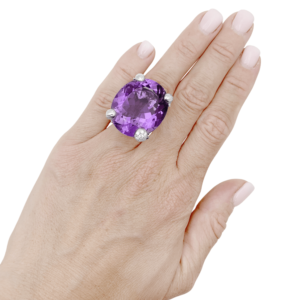 Bague Dior, "Miss Dior", or blanc, améthyste, diamants. 5