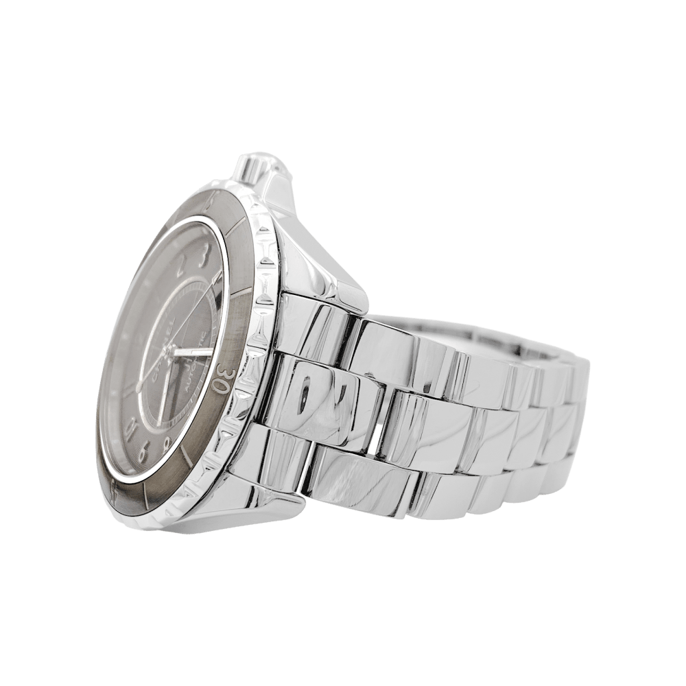 Montre Femme CHANEL « Chromatic », céramique de titane. 3