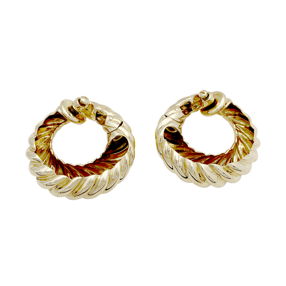 Boucles d'oreilles créoles Van Cleef & Arpels, or jaune godronné. 5