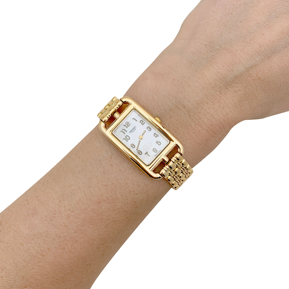 Montre Hermès, "Cape Cod Nantucket", or jaune. 7
