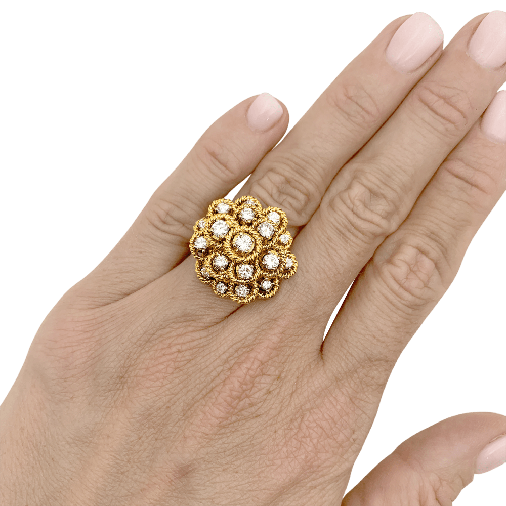 Bague fleur vintage, fils d'or jaune et diamants. 6