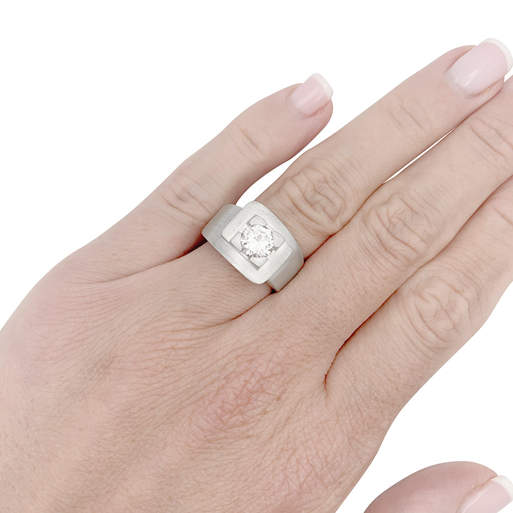 Bague chevalière, or blanc, diamant. 5