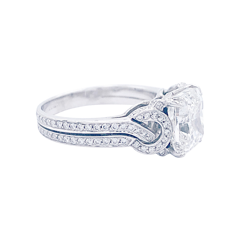 Bague Mauboussin, "Subtil Message", or blanc, diamant coussin. 7