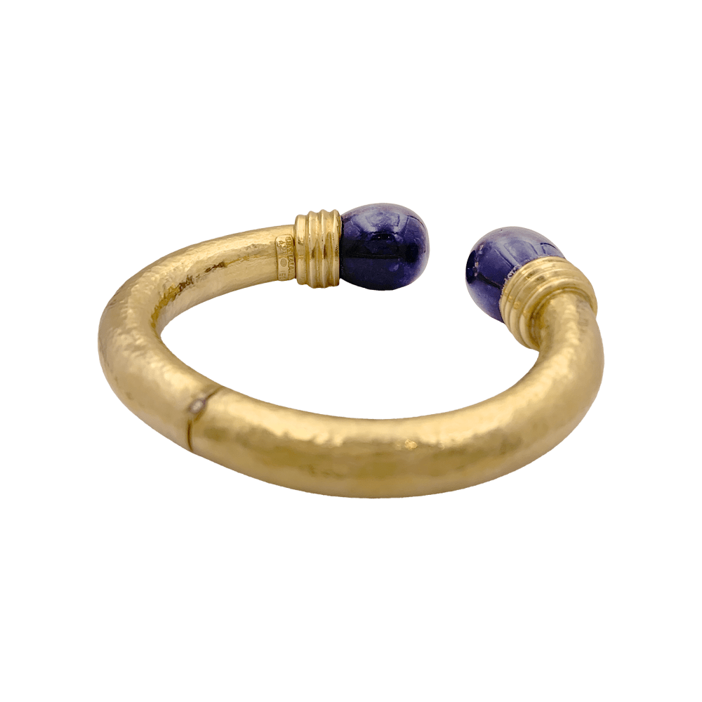 Bracelet jonc Ilias Lalaounis, collection "Neolithic", en or jaune martelé et sodalite. 3