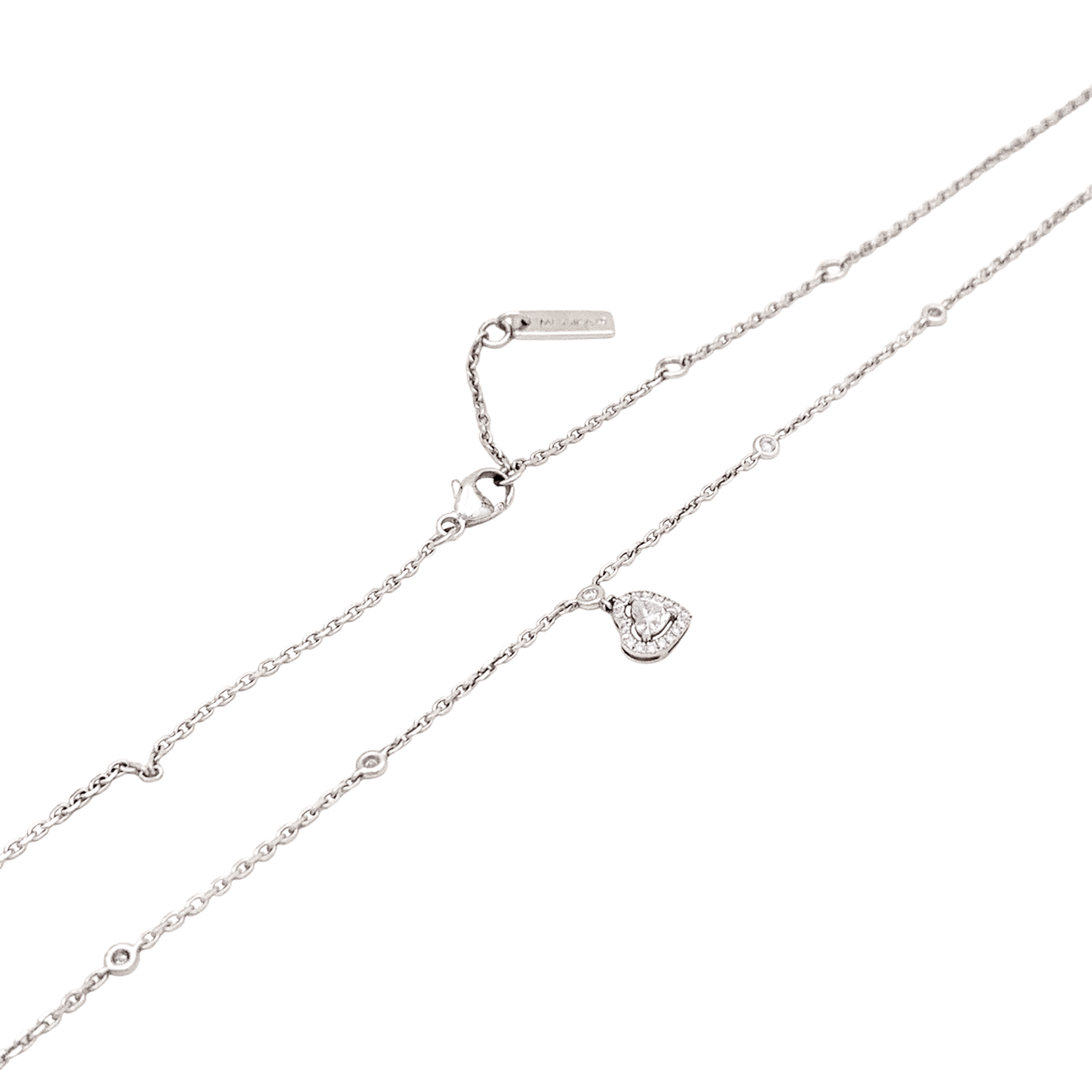 Collier Messika, « Joy Taille Cœur » en or blanc et diamants. 3
