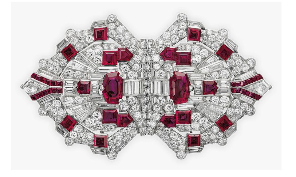 Comment se constituer une collection de bijoux anciens ?