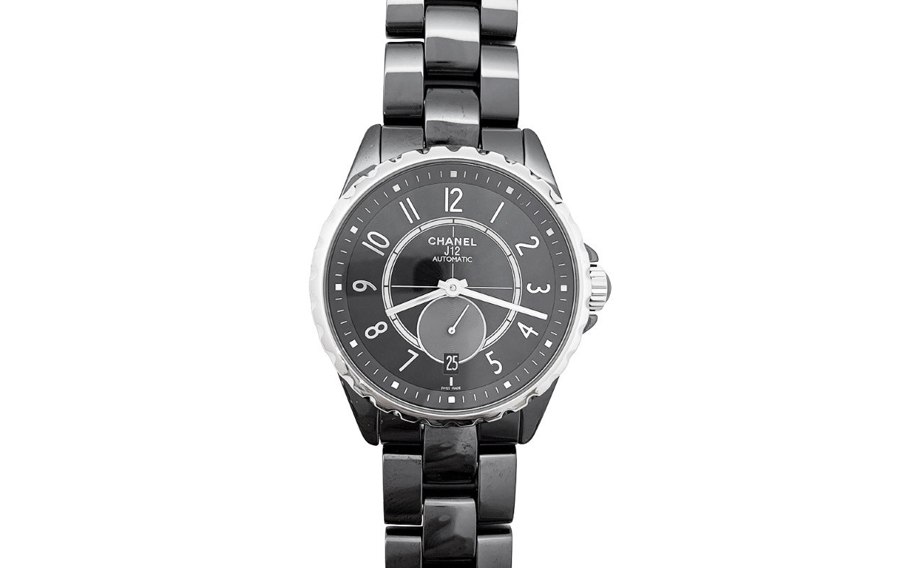 Le summum de l’élégance avec une montre Chanel J12 d’occasion