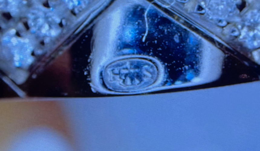 Comment attester de l’authenticité d’un bijou Chanel d’occasion ou neuf