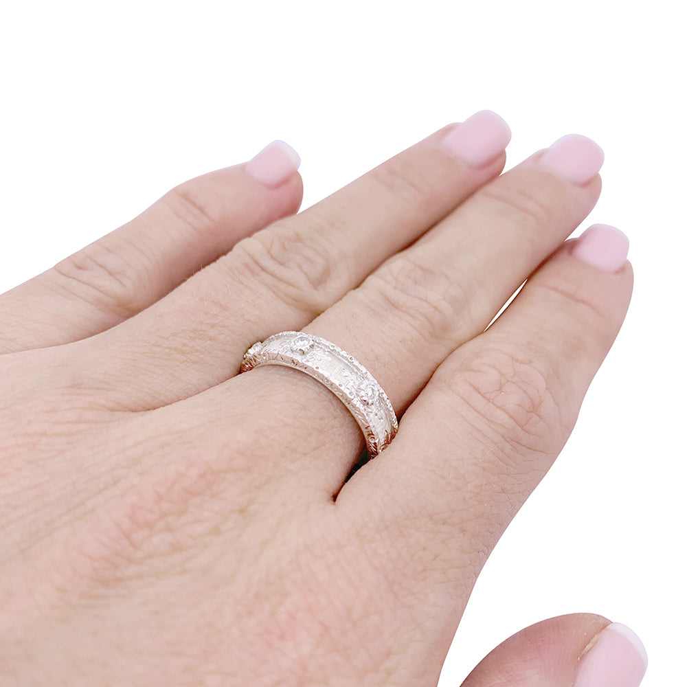 Bague Buccellati "Eternelle Macri Capri" or blanc, diamants. 5