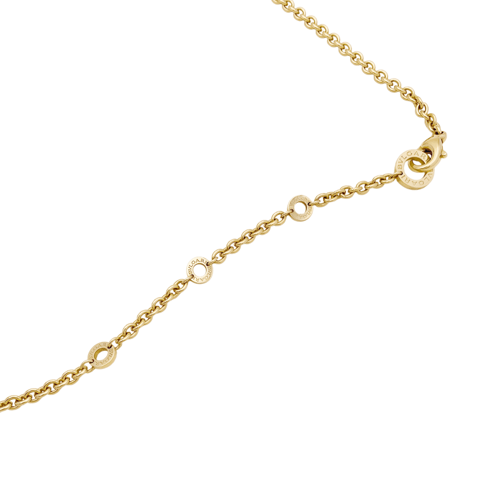 Collier BULGARI "Bulgari Bulgari" en or jaune 750/000 et nacre. 4