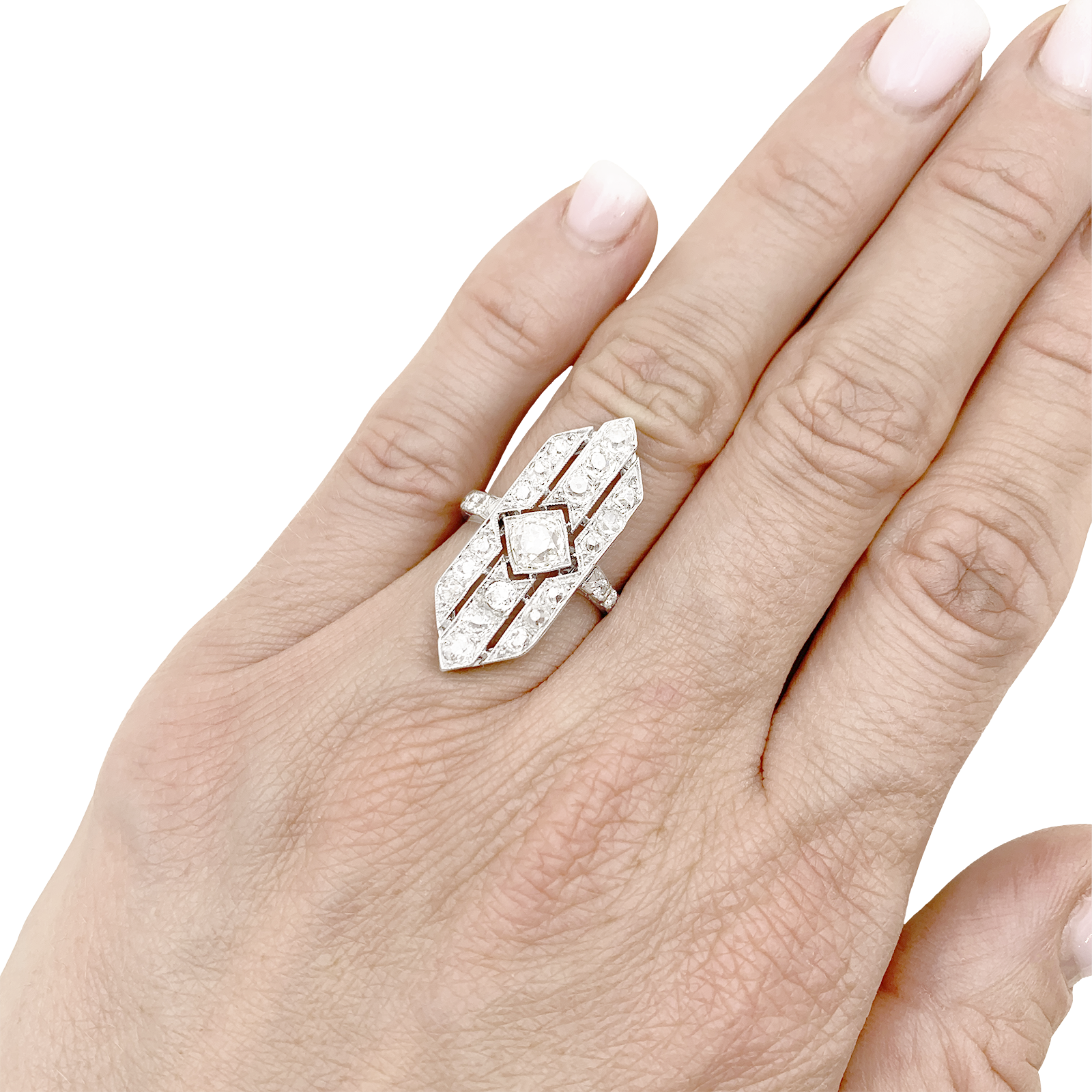 Bague Art Déco, platine et diamants. 6