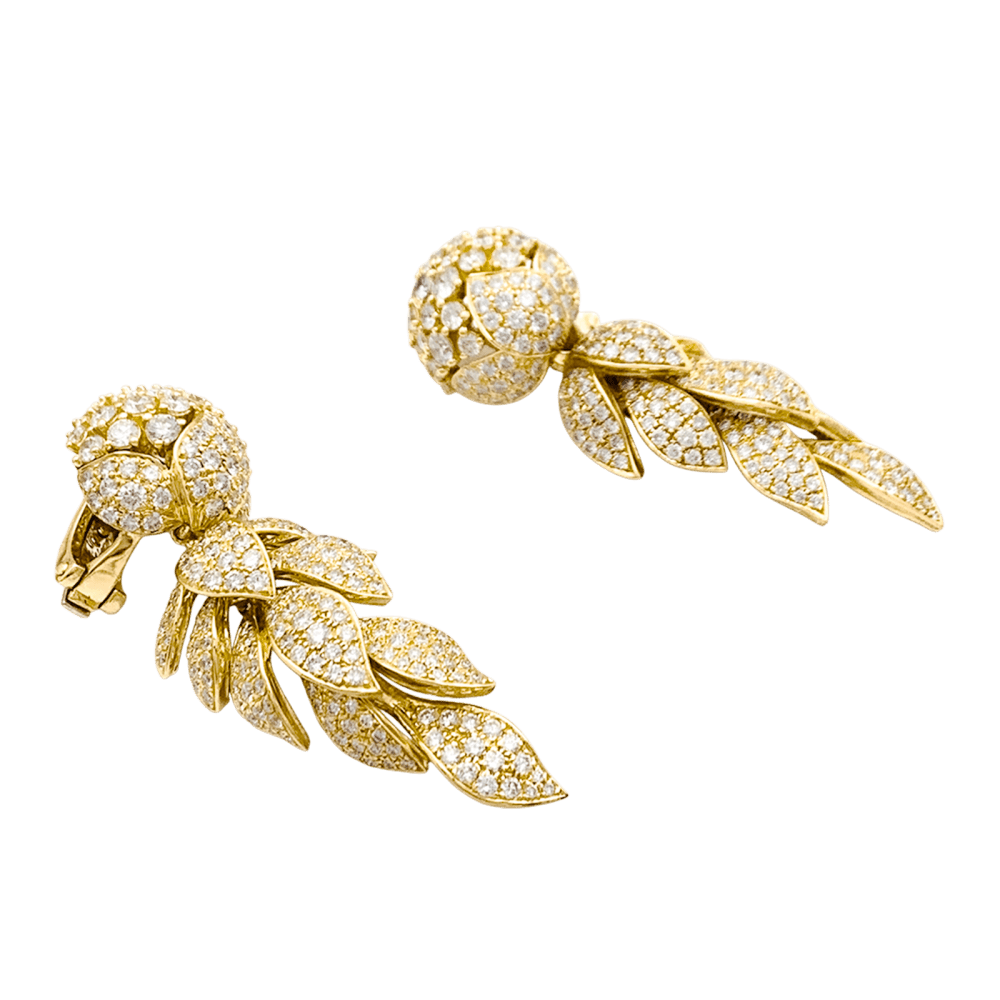 Boucles d'oreilles Cartier, "Fleurs et feuillages", or jaune et diamants.  4