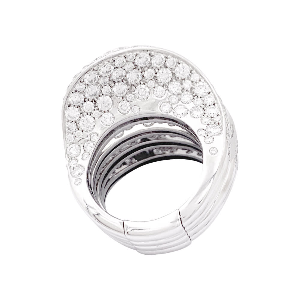 Bague De Grisogono "Onde" or blanc, diamants. 4