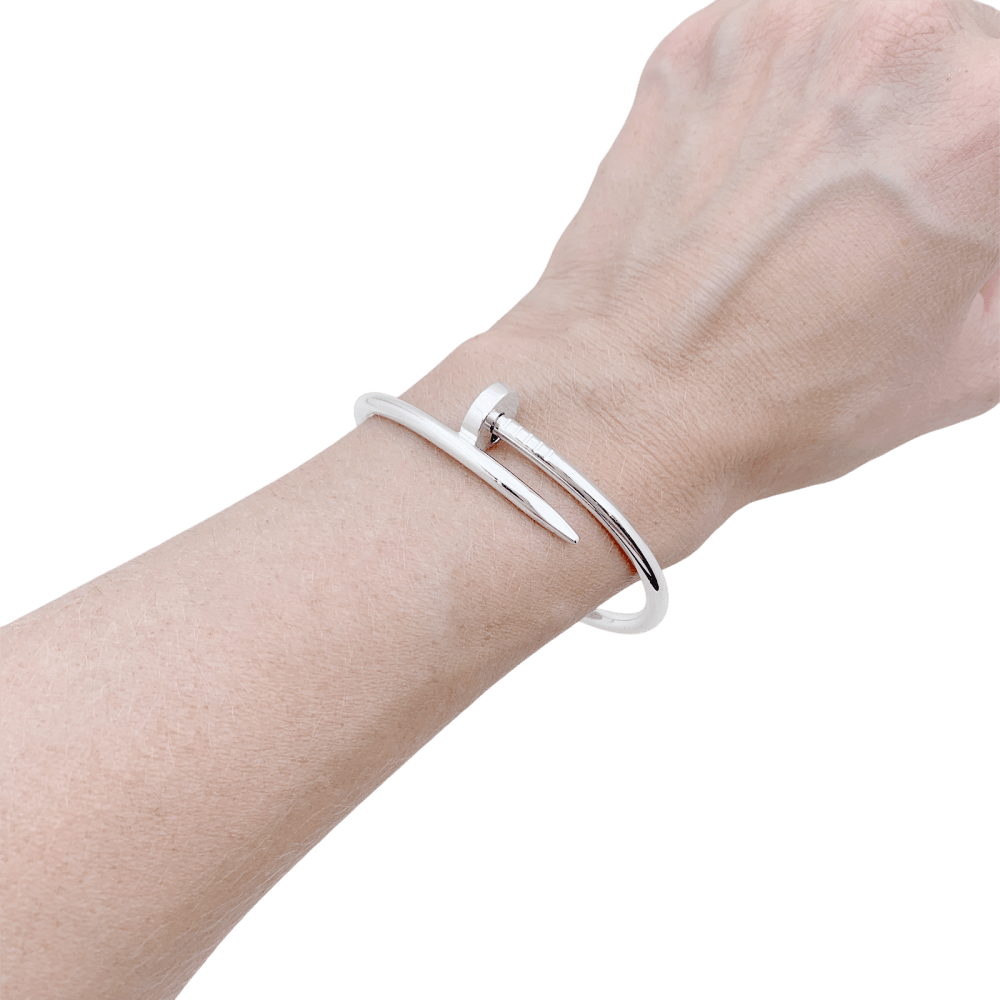 Bracelet Cartier, "Juste un Clou", or blanc. 5