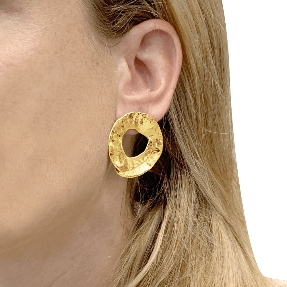Boucles d'oreilles Arthus-Bertrand en or jaune.  5