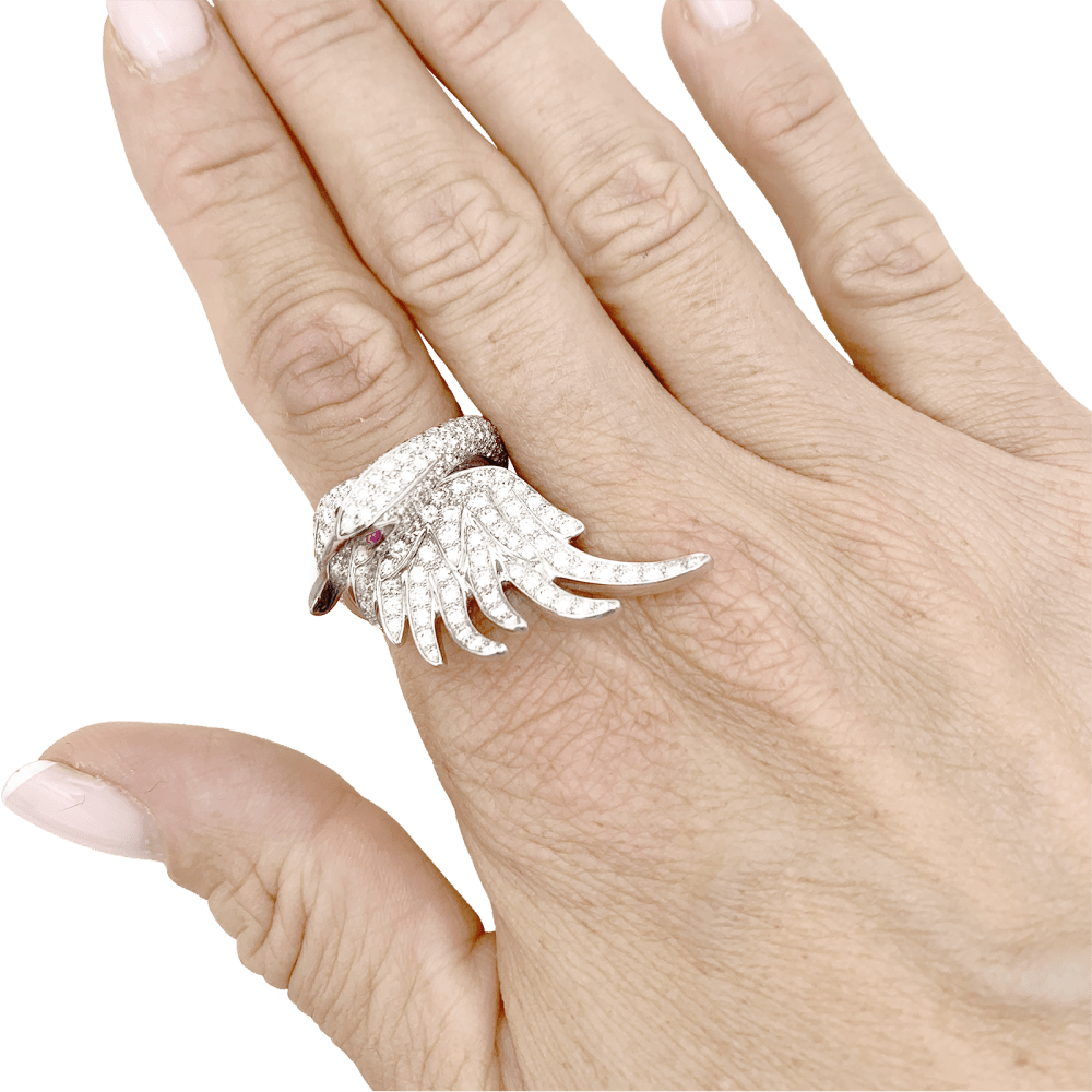 Bague Boucheron, "Animaux de Collection : "Cypris, le Cygne", or blanc, diamants, rubis. 8