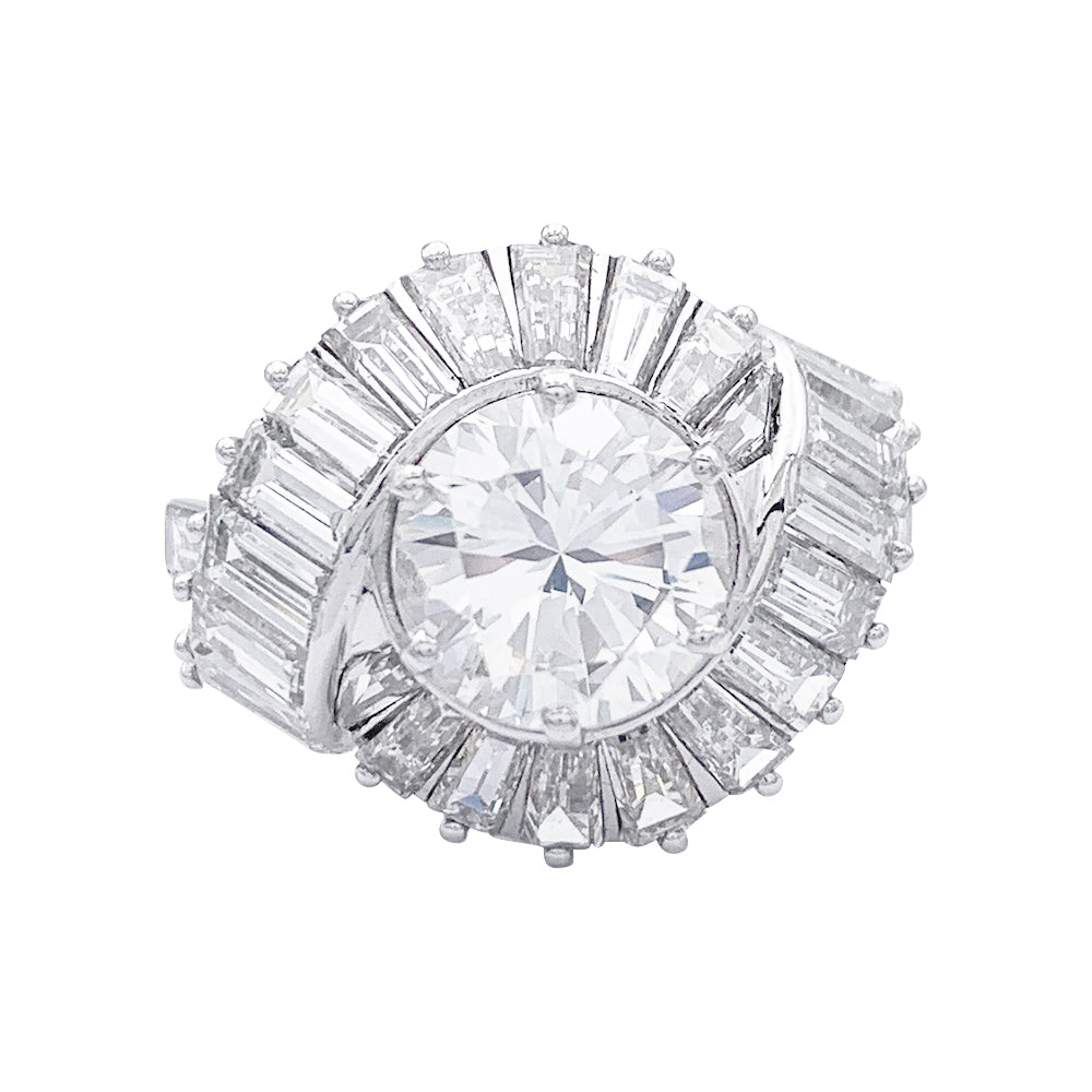 Bague platine diamant 2,51 ct entourage baguette. 1