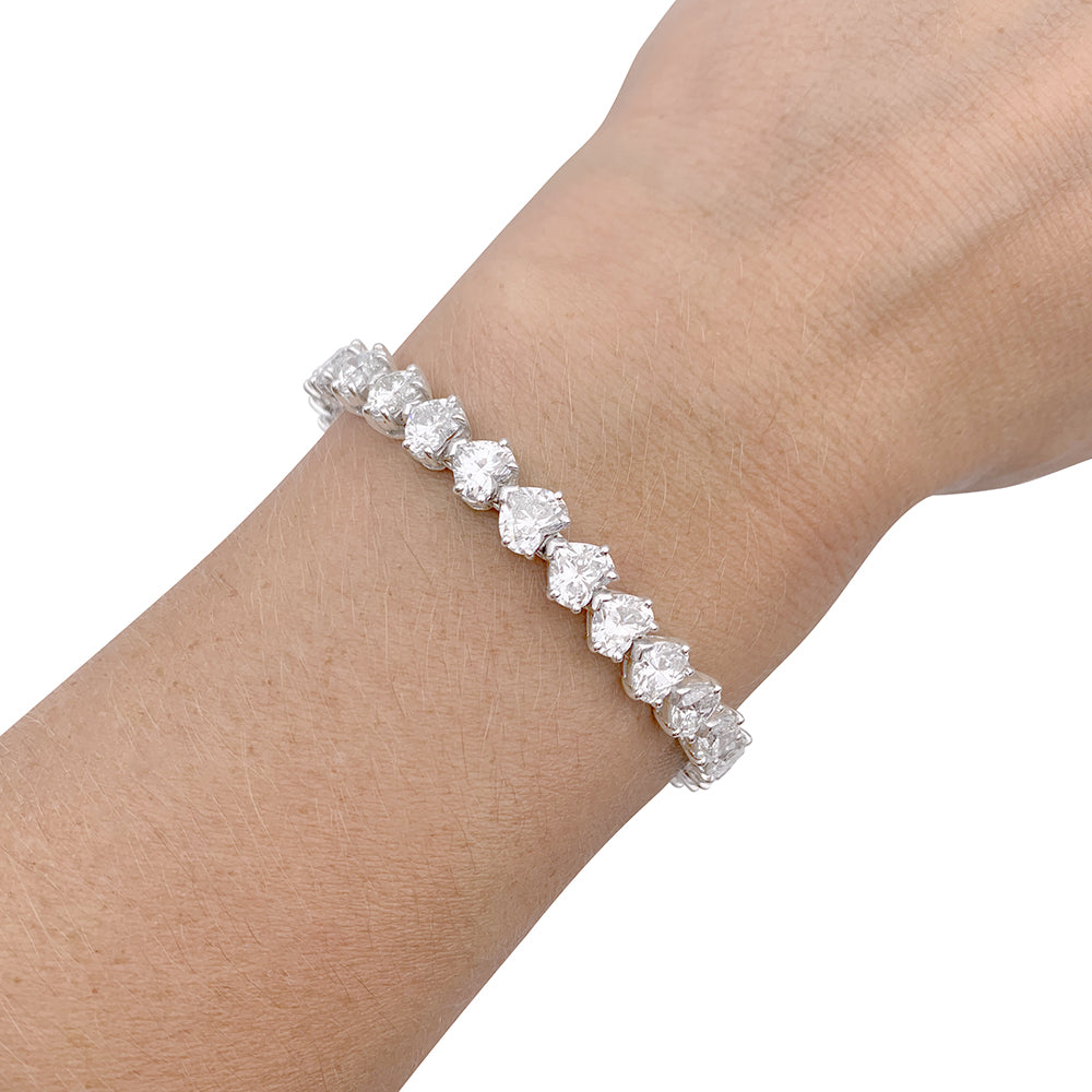 Bracelet Dubail Paris, diamants coeurs, platine. 5