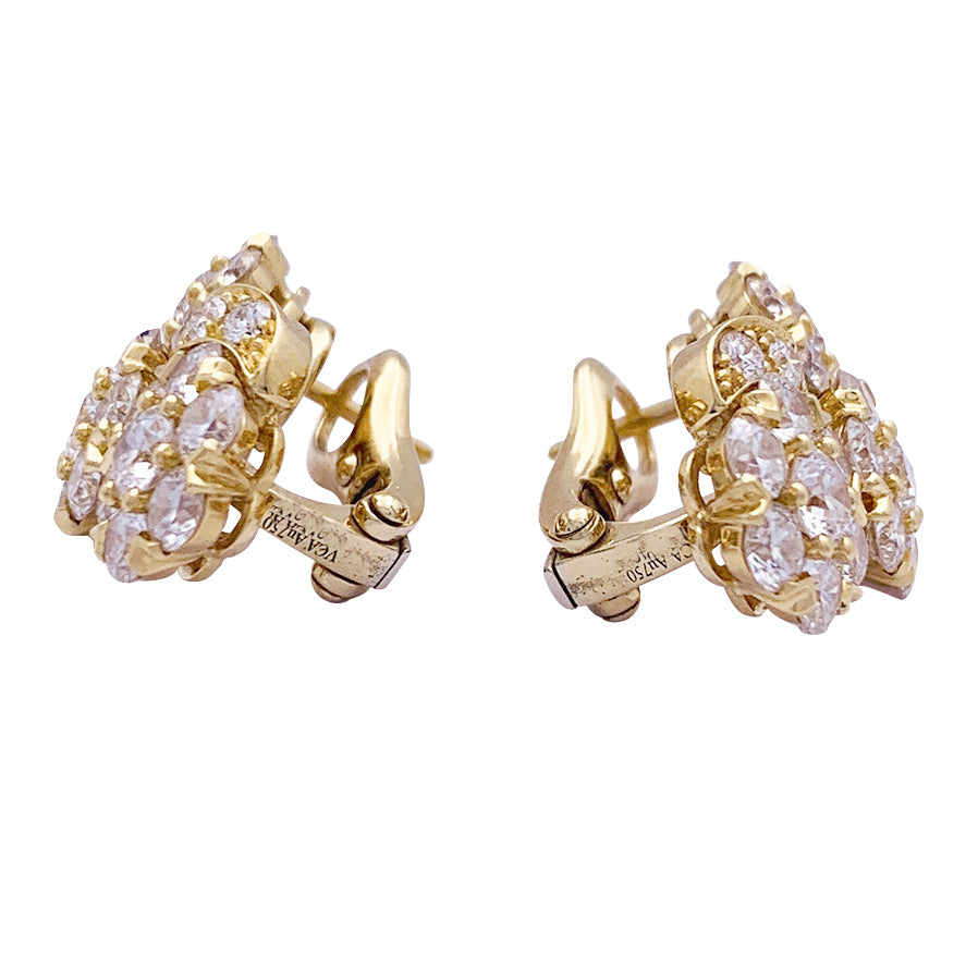 Boucles d'oreilles Van Cleef & Arpels "Snowflake" or jaune, diamants. 3